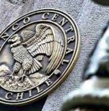 El dólar cae hacia los $980 tras el mensaje restrictivo del Banco Central que reordena las expectativas del mercado Banco Central de Chile