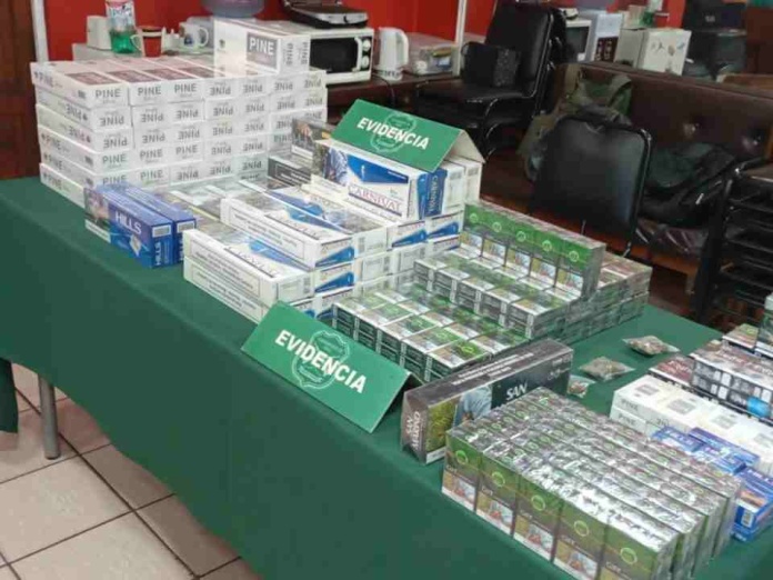 Caen miembros de la banda “El padrastro” dedicada al contrabando de cigarrillos en Maipú Caen miembros de la banda “El padrastro” dedicada al contrabando de cigarrillos en Maipú