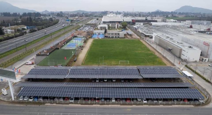 Carozzi y Copec ponen en marcha el proyecto  de estacionamientos fotovoltaicos más grande del país