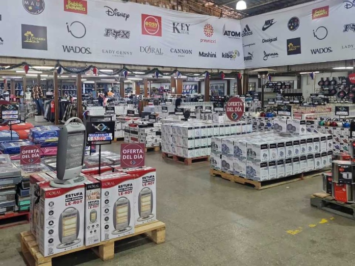 Comercial Universo Premium concreta millonaria operación y adquiere el 100% del sobrestock de Grupo Inalen Comercial Universo Premium concreta millonaria operación y adquiere el 100% del sobrestock de Grupo Inalen