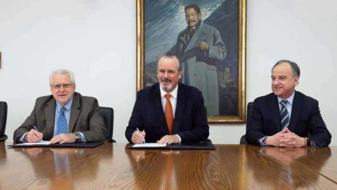 Corfo ingresa a Contraloría los contratos con SQM y Codelco que permiten dar continuidad a operaciones de litio en el Salar de Atacama Corfo ingresa a Contraloría los contratos con SQM y Codelco que permiten dar continuidad a operaciones de litio en el Salar de Atacama