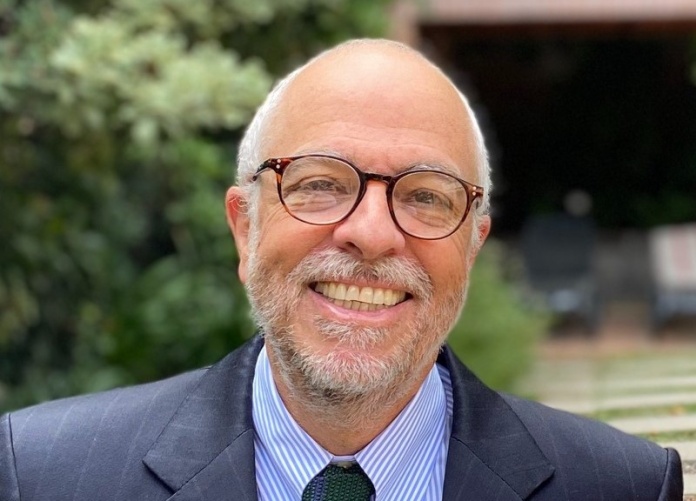 Se crea en Chile Denaria, institución que defiende el uso de efectivo