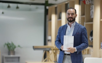 Juan José de la Torre CEO de Raven lanzó su nuevo libro Transformation. Designed. Juan José de la Torre CEO de Raven lanzó su nuevo libro Transformation. Designed.