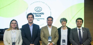 Lucha conjunta contra la falsificación y la piratería reunió a autoridades, marcas y asociaciones en las oficinas de Mercado Libre