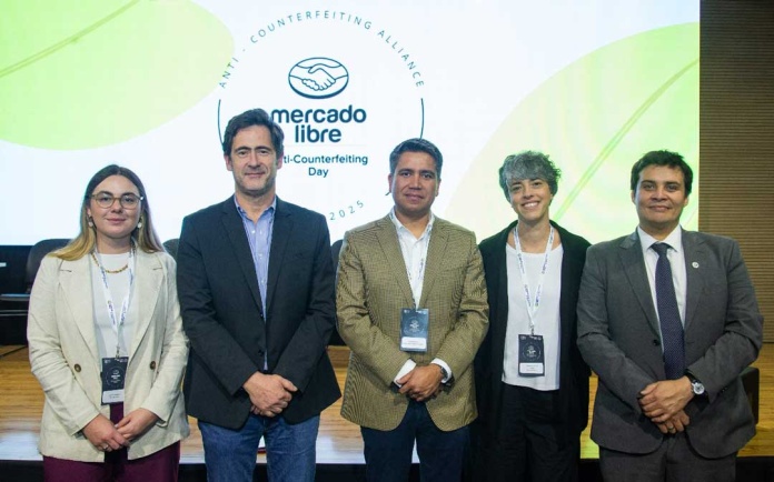 Lucha conjunta contra la falsificación y la piratería reunió a autoridades, marcas y asociaciones en las oficinas de Mercado Libre
