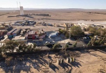 Minería que protege: Lomas Bayas instala en Baquedano planos aluvionales para fortalecer la seguridad comunitaria