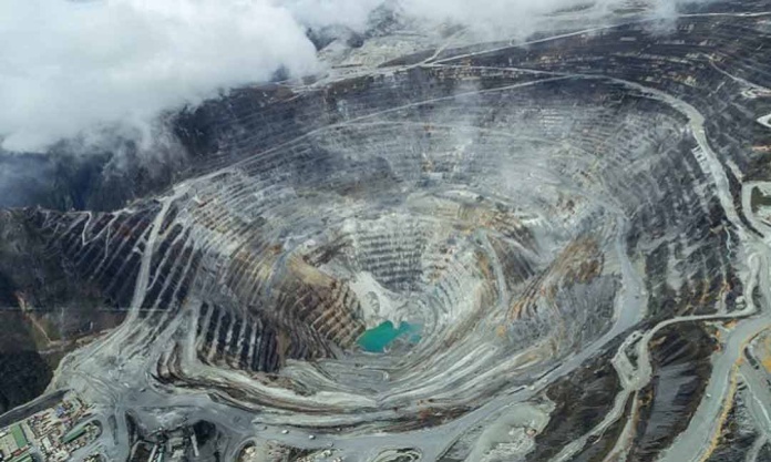 Precio del cobre se dispara en el COMEX tras fuerza mayor de Freeport en mina Grasberg, Indonesia