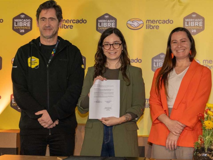 Subsecretaría de Economía, Sercotec y Mercado Libre firman convenio para fortalecer apoyo a las Mipymes