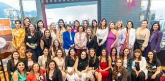 Reconocimiento de la red Women in Action (WIA): Aprimin premia a ABB en Chile por liderar en buenas prácticas corporativas