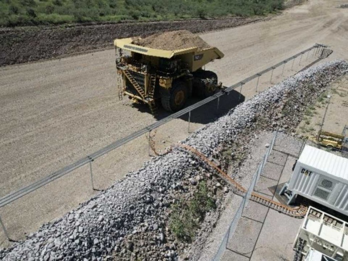 Codelco probará innovador sistema de Caterpillar para electrificación de camiones y reducir emisiones hasta 70% Codelco probará innovador sistema de Caterpillar para electrificación de camiones y reducir emisiones hasta 70%