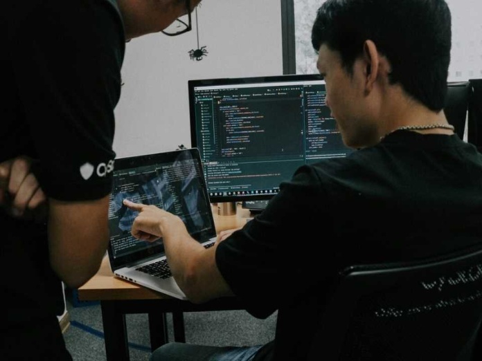 Digital Workforce: Cómo alcanzar el equilibrio entre trabajadores e IA