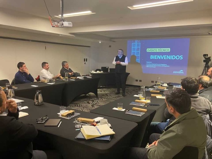 En magallanes presentan “MANEJO INTEGRADO DE PLAGAS” y oportunidades de colaboración entre la academia e industria Salmonicultora