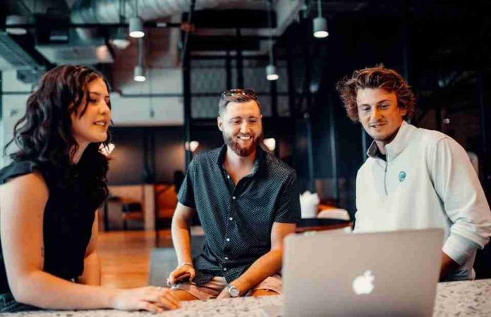 Especialista revela opciones laborales que surgen en la recta final del año