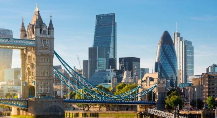 Rosen aterriza en Londres con su colección de camas de alta gama J.Rosenberg