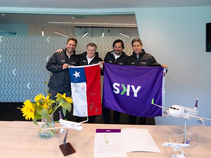 SKY y Desafío Levantemos Chile renuevan su alianza de impacto social en todo el país
