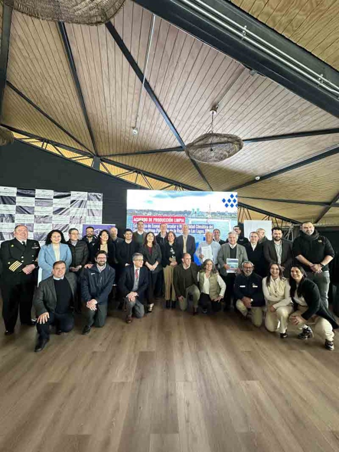 Sector marítimo-portuario del sur de Chile firma Acuerdo de Producción Limpia para avanzar hacia la sostenibilidad y la economía circular    
