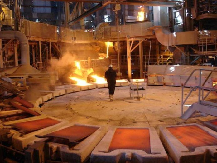 Codelco eleva a máximo histórico las primas de cobre para China y tensiona el mercado mundial