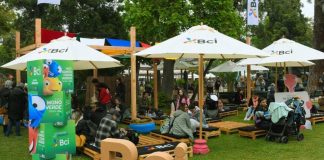 Desde un carrusel, hasta un muro de escalada y charlas Los imperdibles de Bci en el Festival Ladera Sur