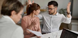 EXPERTO EN TRANSFORMACIÓN HUMANA PABLO FUENZALIDA ENTREGA CLAVES PARA LIDERAR EQUIPOS EN UN CLIMA POLÍTICO MARCADO POR LA POLARIZACIÓN, ENFATIZANDO EN LA GESTIÓN EMOCIONAL Y LOS ESPACIOS DE CONVERSACIÓN