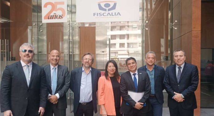 Firman acuerdo para combatir la piratería digital en Chile y promover ecosistemas seguros para los usuarios