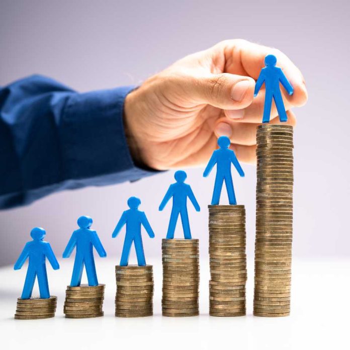 La renta solicitada por los chilenos aumenta por segundo mes consecutivo La renta solicitada por los chilenos aumenta por segundo mes consecutivo