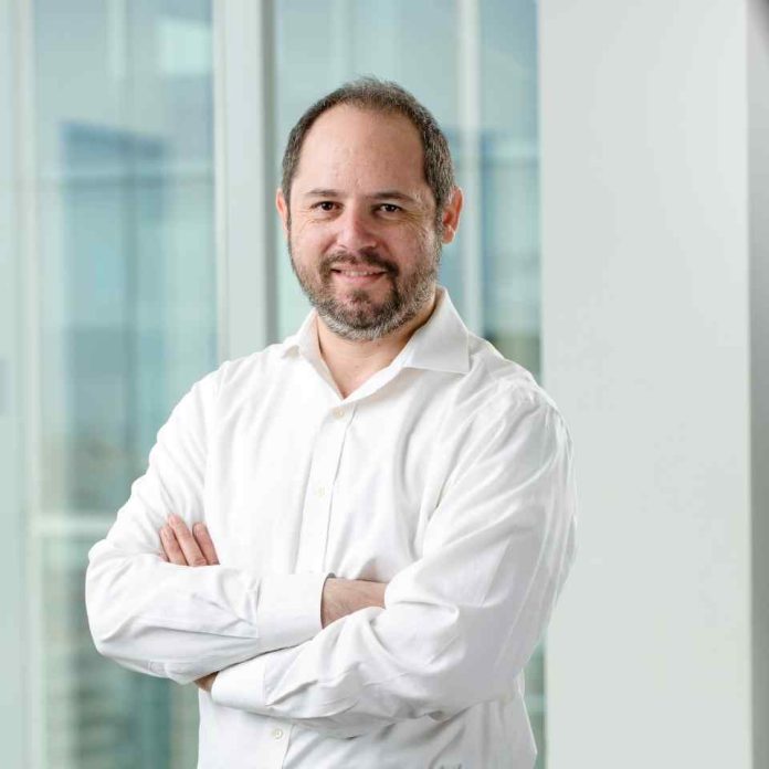 Nicolás Deino, director ejecutivo para la Industria Financiera de Accenture Chile.