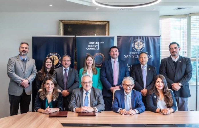 Universidad San Sebastián y WEC Chile unen fuerzas para acelerar la transición energética en el país
