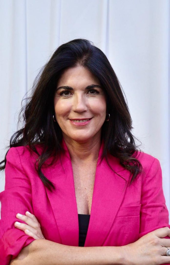 Tecnología y adolescencia: por qué el primer celular debe ser una conversación, no un impulso