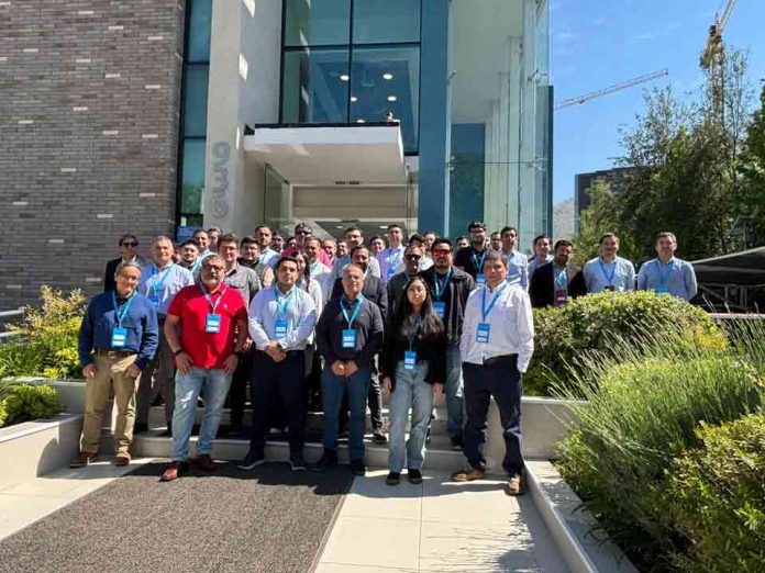 Endress+Hauser acerca a sus clientes a las nuevas capacidades de Ethernet-APL en la automatización industrial Endress+Hauser acerca a sus clientes a las nuevas capacidades de Ethernet-APL en la automatización industrial