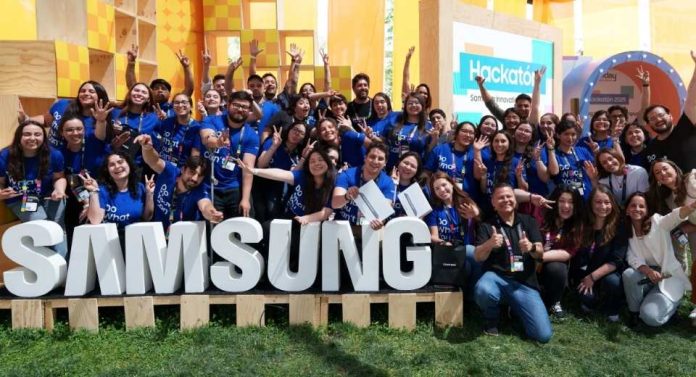 FluxAI La IA que revoluciona la atención en tiendas al leer tus emociones y anticipar tus necesidades