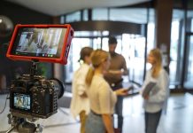 Humanizar las marcas, la clave para las agencias de comunicación en 2026