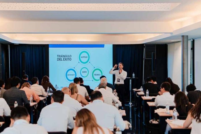 Logtech Day 2025 marca un punto de inflexión en la logística digital con la presentación de Oktopus 2