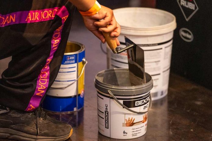 Más de 1.100 maestros y maestras fueron capacitados gracias a la iniciativa Campeón Bekron Más de 1.100 maestros y maestras fueron capacitados gracias a la iniciativa Campeón Bekron