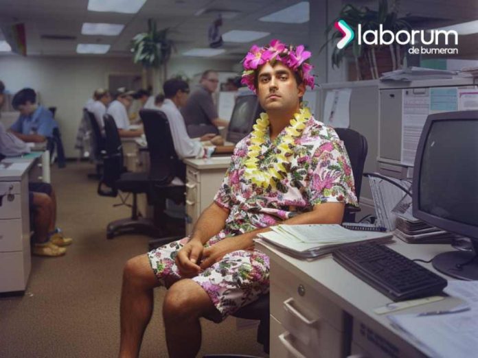 ¿Adiós a la renuncia silenciosa? Cada vez más personas lo dan todo en su trabajo