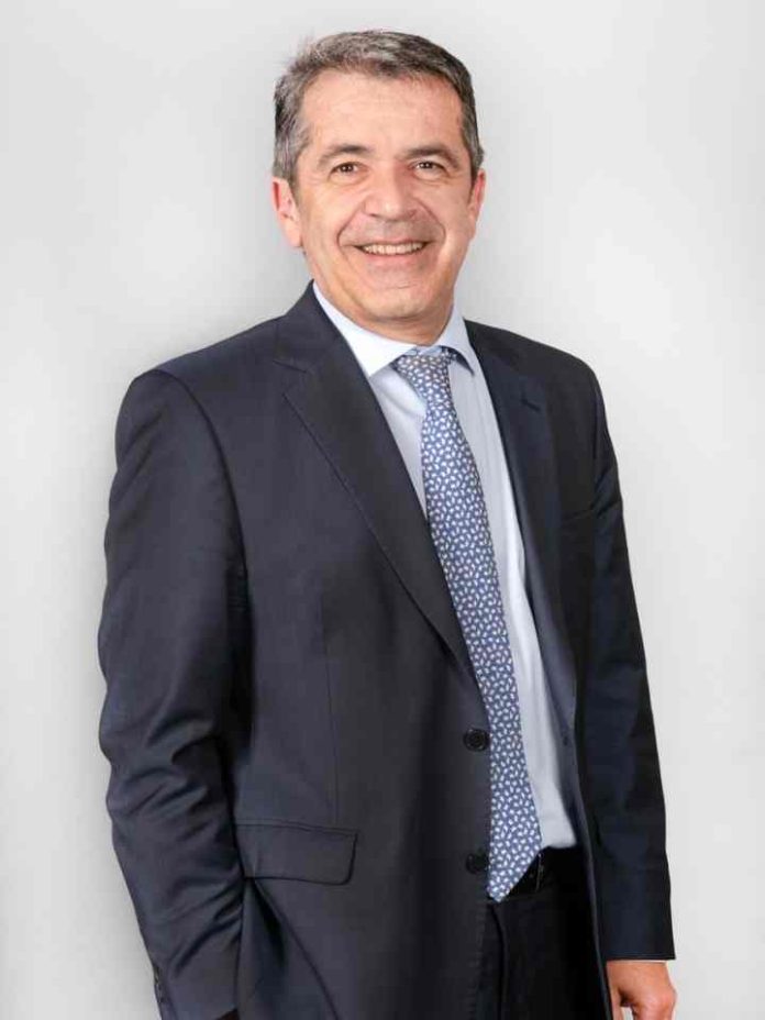 Altos ejecutivos en Chile proyectan un 2026 con mayor crecimiento, y aumentan las perspectivas de ingreso, pese a riesgos globales