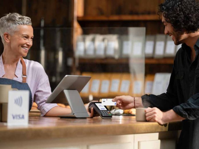 Datos de Visa muestran crecimiento sostenido del gasto en diciembre en Chile