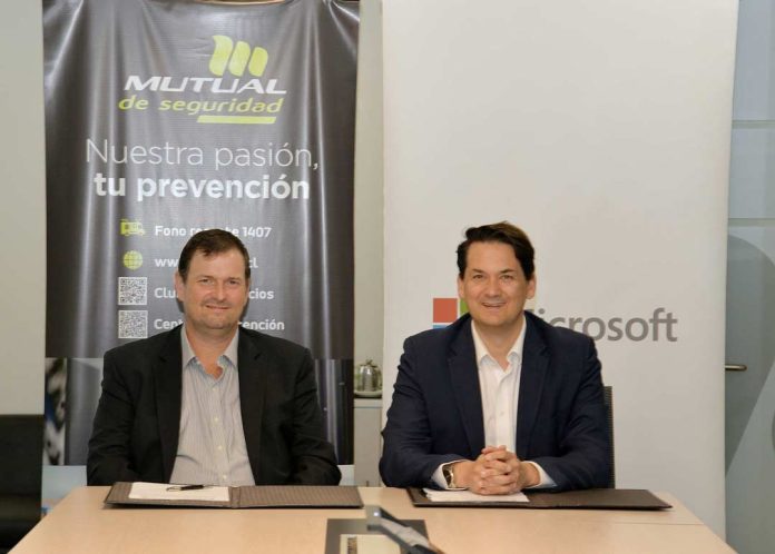 Microsoft y Mutual de Seguridad refuerzan alianza estratégica con una nueva fase de Inteligencia Artificial para modernizar la seguridad laboral Microsoft y Mutual de Seguridad refuerzan alianza estratégica con una nueva fase de Inteligencia Artificial para modernizar la seguridad laboral