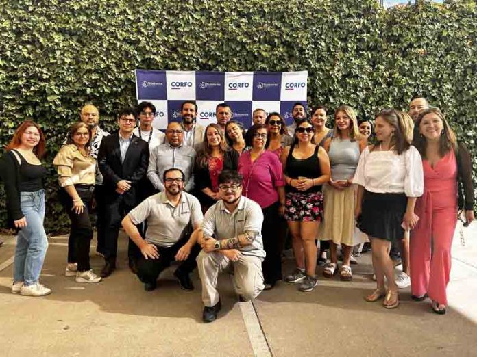 Lanzan programa de formación para fortalecer la innovación y la tecnología en empresas turísticas de la Región Metropolitana
