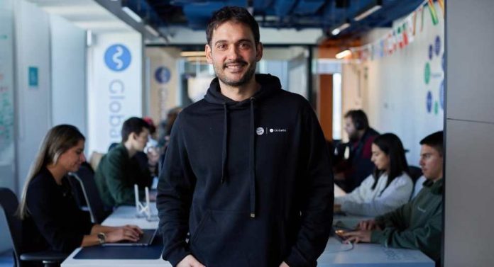 Oro en máximos históricos y dólar cayendo con fuerza