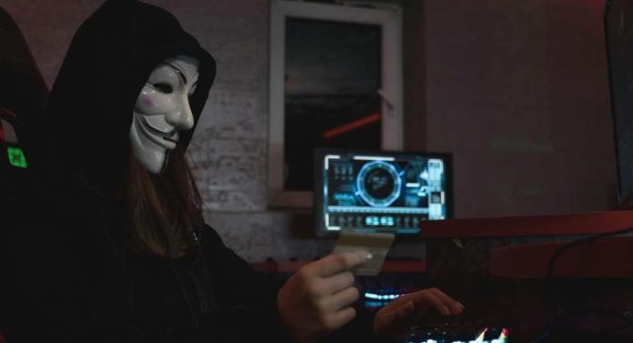 ¿Qué hacen los cibercriminales con la información que roban ¿Qué hacen los cibercriminales con la información que roban