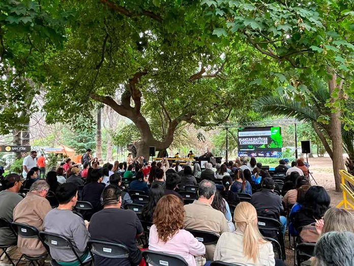 Cerca de dos mil asistentes marcan el éxito del Primer Encuentro Nacional de Plantas Nativas y Ornamentales