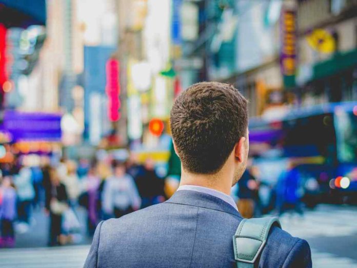 8 de cada 10 responsables de contratación en Chile reportan hasta un 10% de rotación voluntaria en 2025 