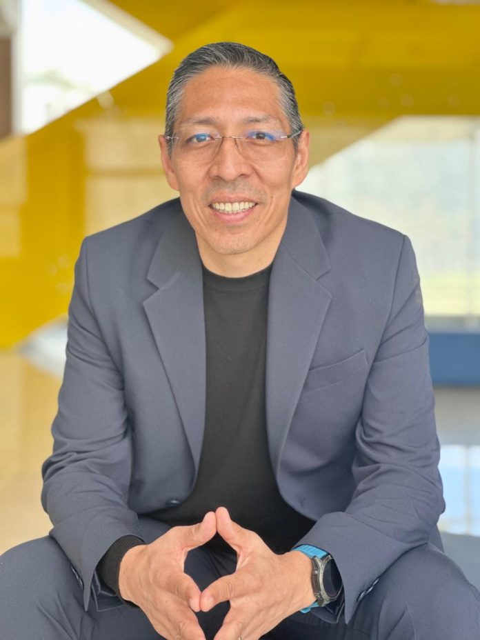 Alex Cabrera La IA no siente, es una trampa cognitiva