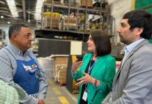 Autoridades regionales lanzan cotizador para ayudar en la compra de productos de construcción tras megaincendio que afectó al sur del país