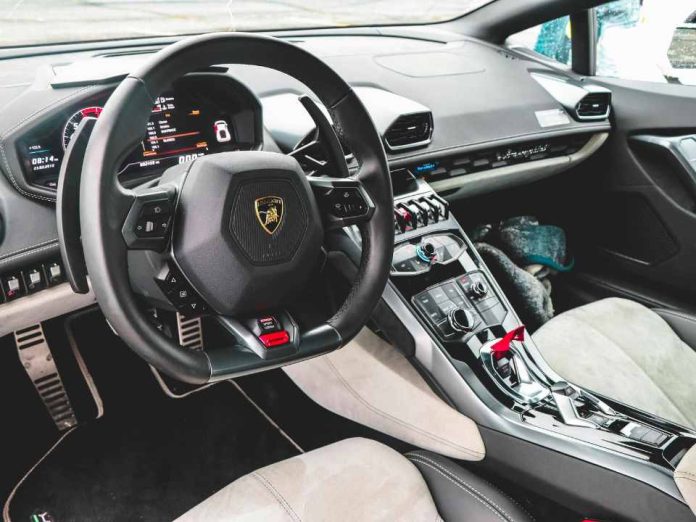 De funcional a experiencial gadgets tecnológicos transforman el auto en espacio de confort, seguridad y entretenimiento De funcional a experiencial: gadgets tecnológicos transforman el auto en espacio de confort, seguridad y entretenimiento