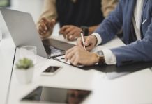 El derecho a saber: regulación de IA en atención al cliente llega a Latinoamérica