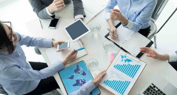 Los salarios justos son el principal factor para mejorar el bienestar laboral en Chile