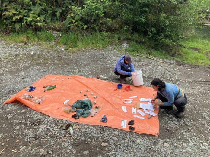 Monitoreo ciudadano revela estado actual de la basura en riberas de ríos chilenos Monitoreo ciudadano revela estado actual de la basura en riberas de ríos chilenos