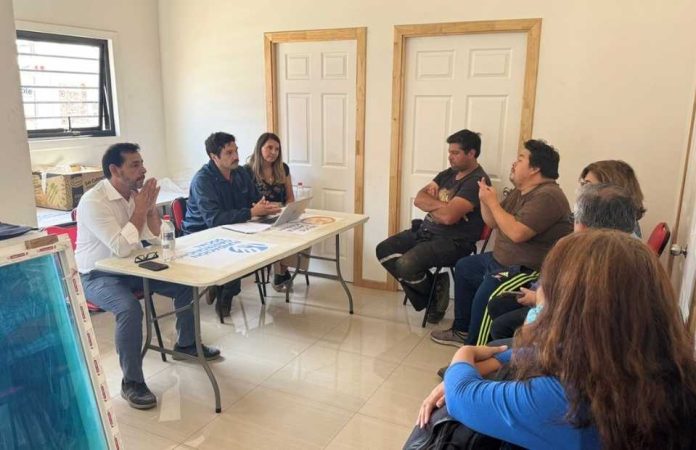 Plan de emergencia para empresas afectadas por incendios forestales comienza a ejecutarse en el Biobío Plan de emergencia para empresas afectadas por incendios forestales comienza a ejecutarse en el Biobío