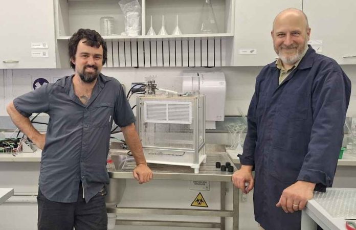 Proyecto Fondecyt UAI creará modelo para medir la cantidad de agua en las hojas de plantas